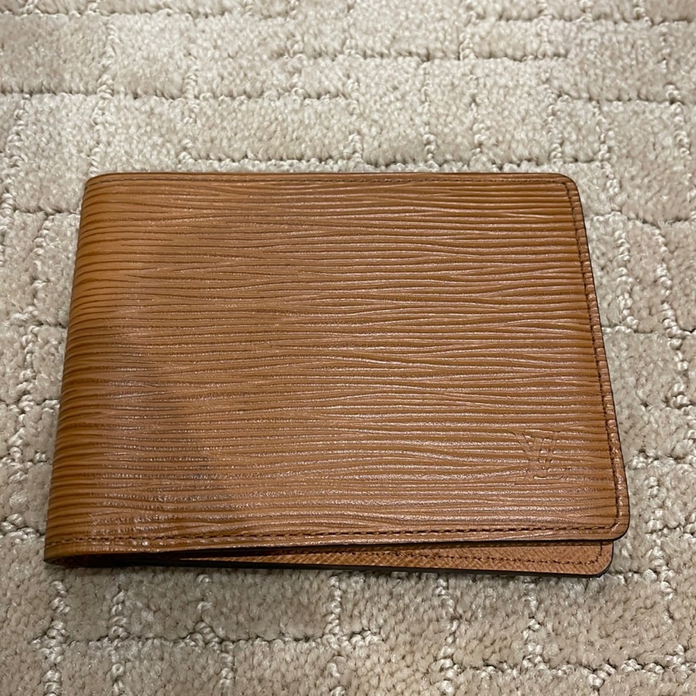 Louis Vuitton Multiple Wallet  Epi/Ocre